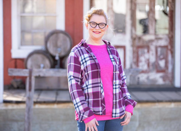Lu Holter Competes In BBQ Brawl Season 2 On Food Network